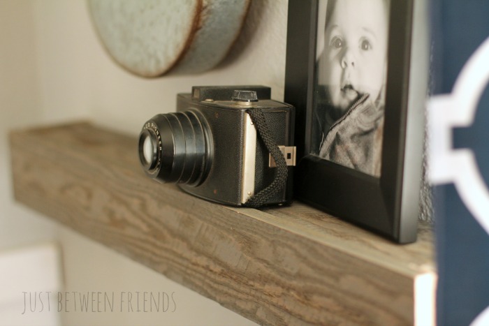 easy floating shelf DIY