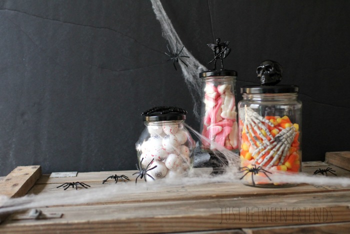 halloween-apothecary-jars