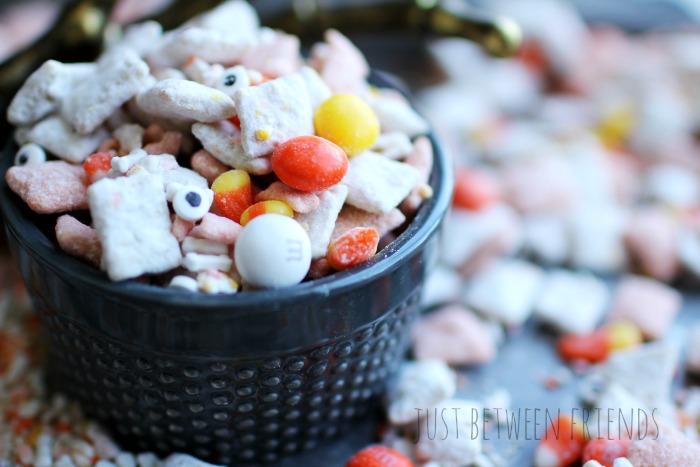 candy-corn-treat-mix
